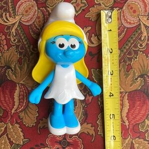 Smurfette Burger King Toy. Perfect condition. Arms move, Plus Mario Bonus